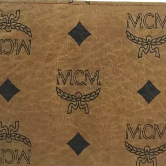 Authentic MCM Logo Visetos Leather Bifold Wallet - Picture 2 of 12
